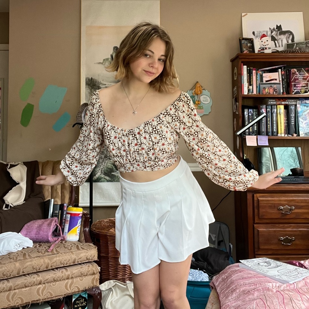 Small white tennis skirt with built in shorts